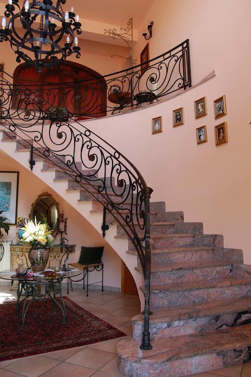 Cinisi 89 B&B Bagian luar foto