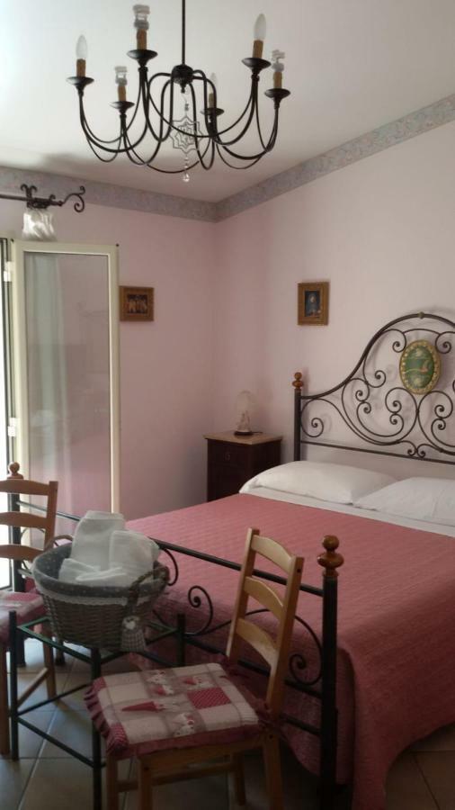 Cinisi 89 B&B Bagian luar foto